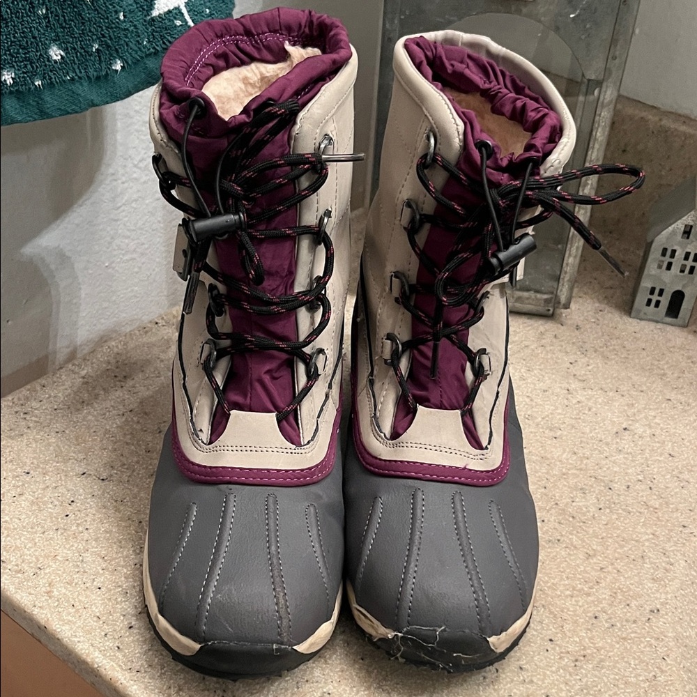 BearPaw Gray and Purple Leather Lined Winter Boots - Picture 2 of 8